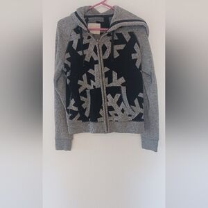 Aeropostale Black and Gray Patterned Hoodie